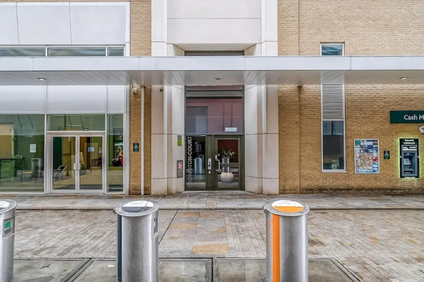 Canning Town Pied-à-terre — забронировать отель в Лондоне