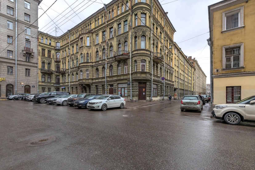 RentalSPb на переулке Большой Казачий 9 — отель с удобным расположением в Санкт-Петербурге