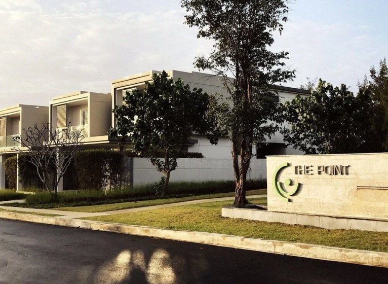 The Point Villa - IDC White House Da Nang — комфортный отель в Дананге