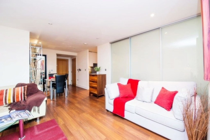 London Eye View Apartment — отель с удобствами в Лондоне