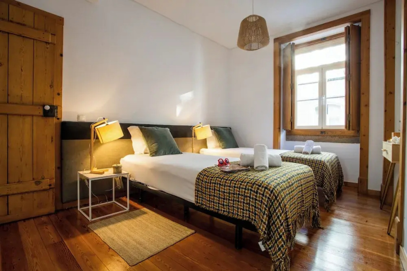 Bairro Alto Two Bedroom Apartment 2 — отель в Лиссабоне, Португалия