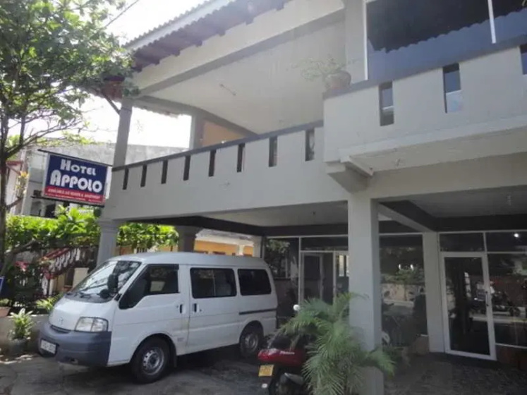 Hotel Apollo Hikkaduwa — отель с удобным расположением в Хиккадува