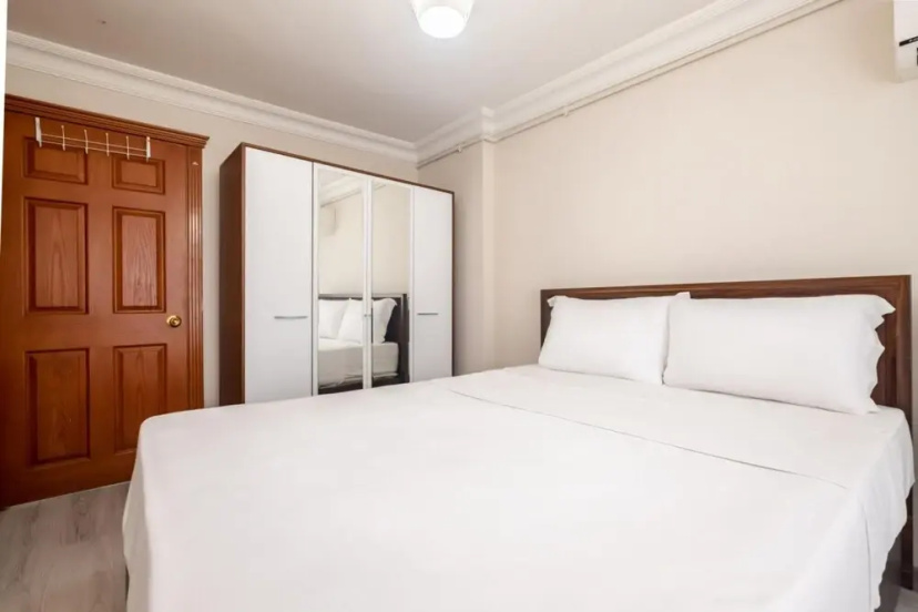Eclectic Apartment near Popular Attractions in Beyoglu — отзывы гостей и цены
