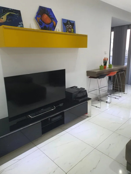 Lovely 2-bed Apartment in Larnaca — отель с удобным расположением в Ларнака