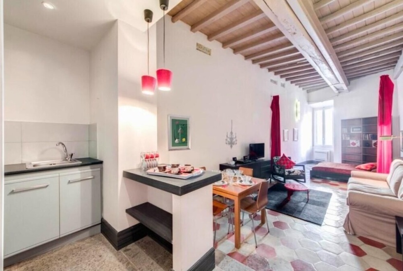Apartment in piazza5 Scole, For 5 people, Center of Rome — отель с удобствами в Риме