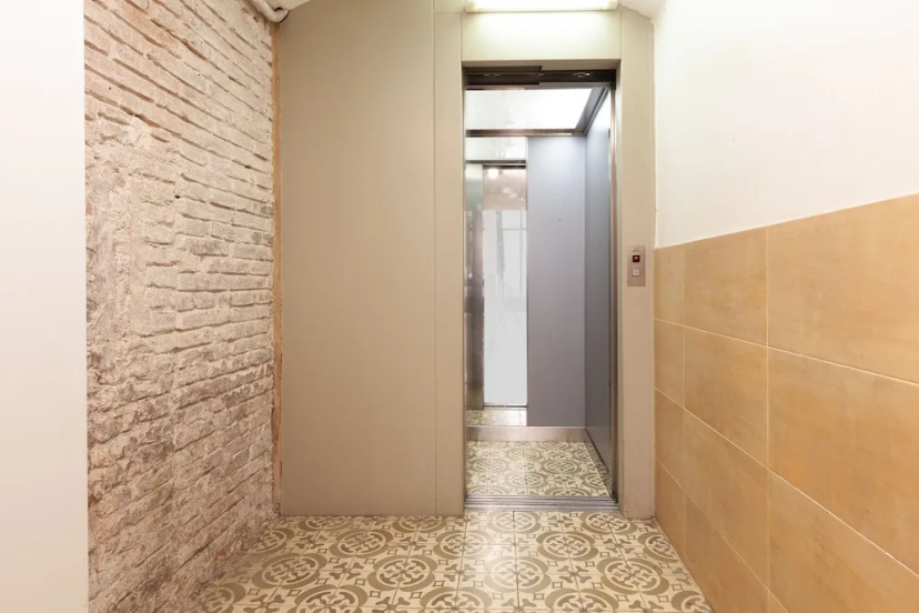 Sagrada Familia Apartments — комфортный отель в Барселоне
