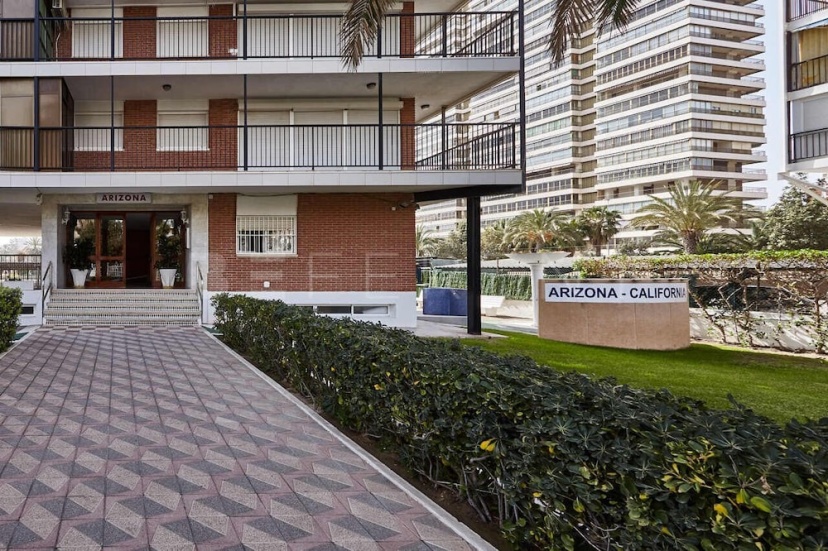 BEFERENT Arizona 2 Playa San Juan 4 — отель в Аликанте, Испания