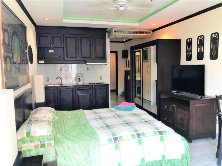 Sea View Apartment Rimhad Condominium Pattaya — отель в Паттайе, Таиланд