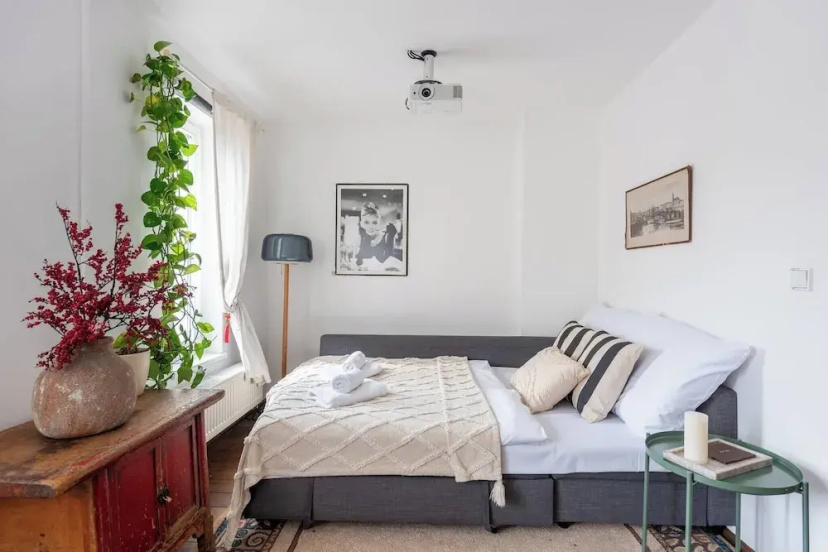 Charming Prague Apartment in Vršovice With Roof Terrace 2 — отель в Праге, Чешская Республика
