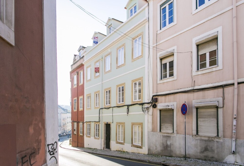 Graca Patio Apartment Rentexperience — отель с удобным расположением в Лиссабоне