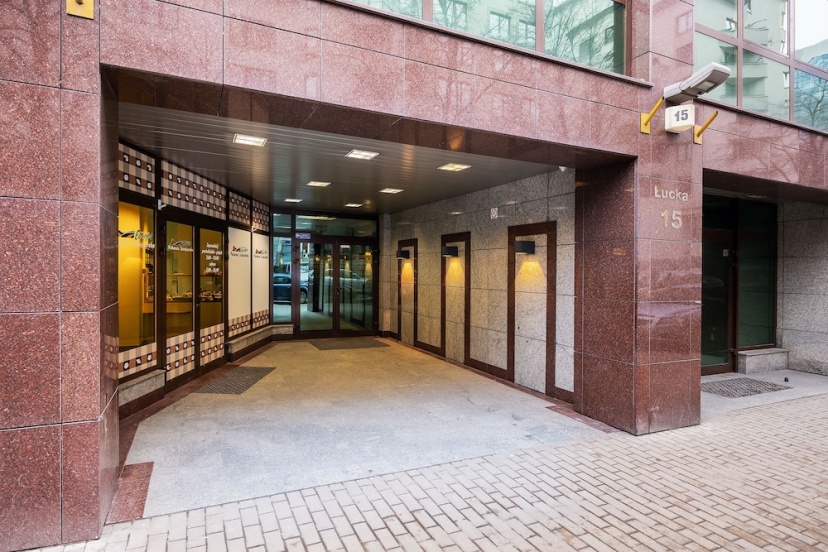 P&O Apartments Plac Europejski 3 — отель в Варшаве, Польша