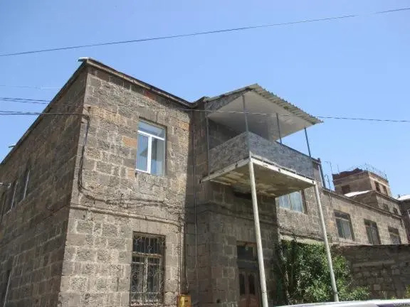 Guest house Jivani 64 — отель с удобным расположением в Gyumri