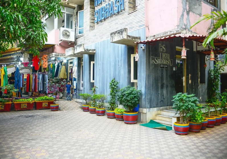 Hotel Subhash — отзывы гостей и цены
