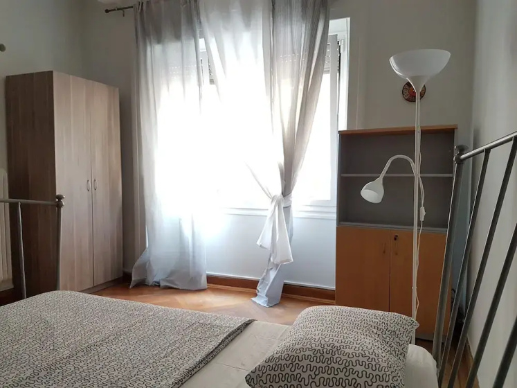 Erra - Pine - Athens Center,140m²,4 BD,2 Bath — отель с удобным расположением в Афины
