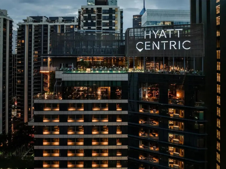 Сравните цены на Hyatt Centric City Centre Kuala Lumpur в Куала-Лумпуре