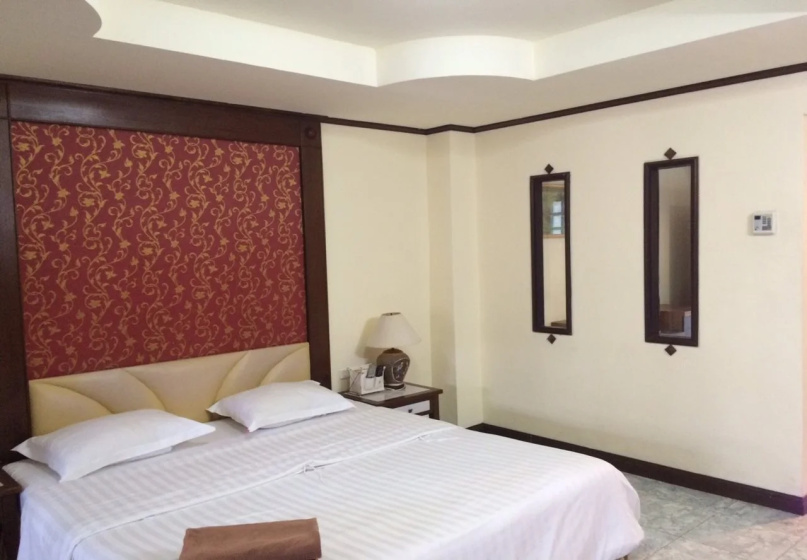 Marina Guest House — отель с удобствами в Паттайе