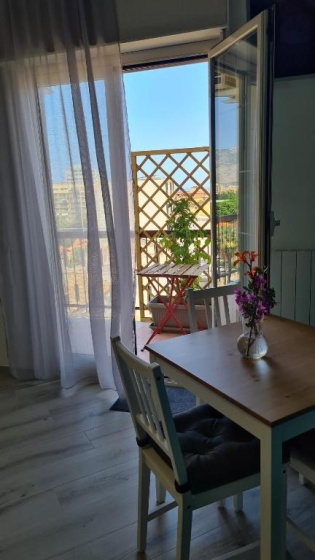 Alberira Apartments — отель в Палермо, Италия