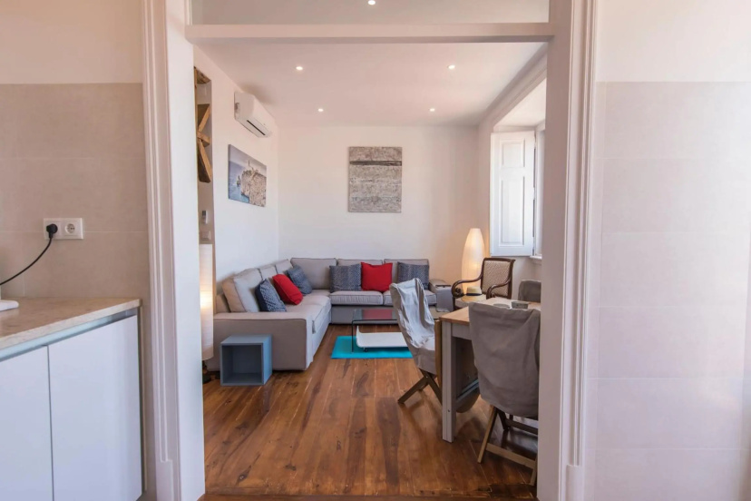 LovelyStay - Comfortable apartment with river views — забронировать отель в Лиссабоне