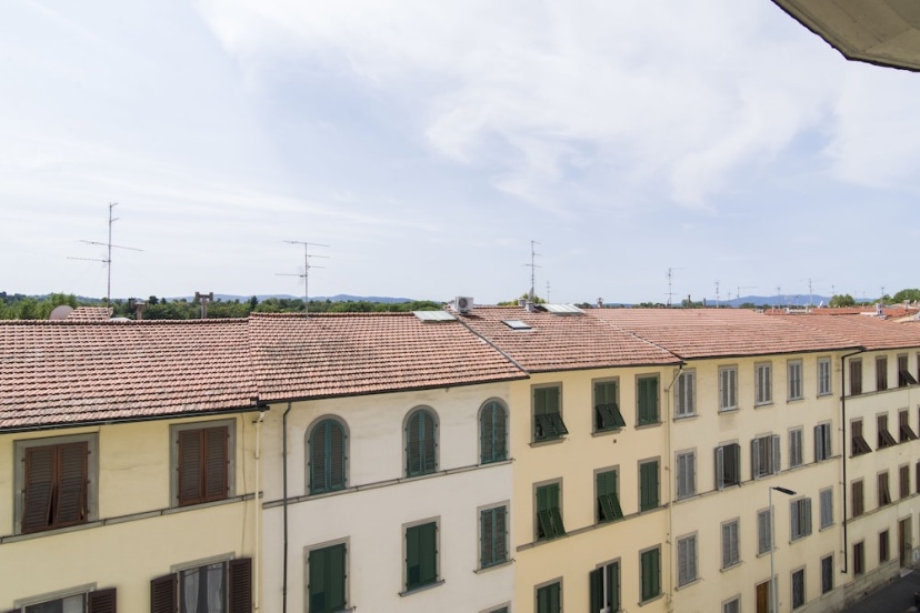 Visarno Arena Apartment — отель с удобствами в Флоренции