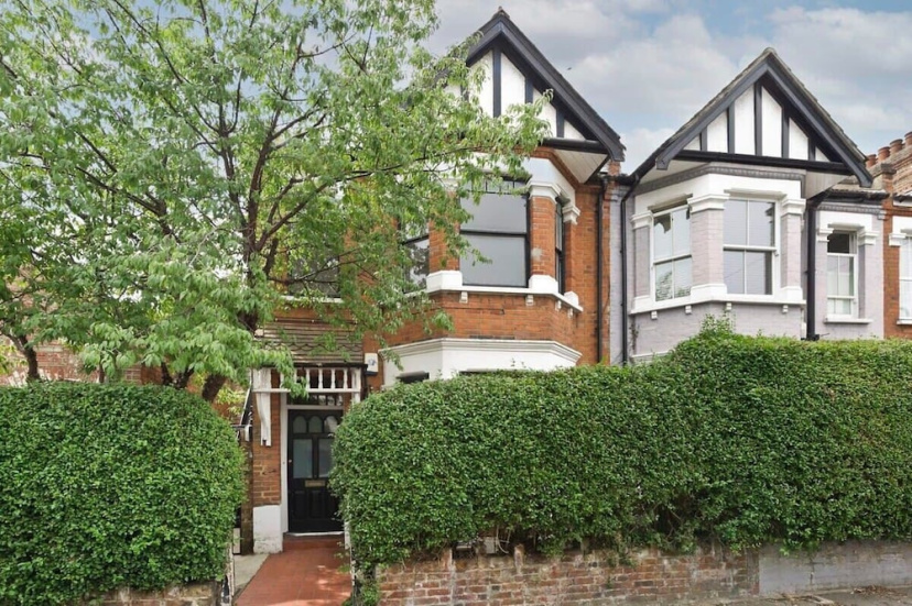 Gorgeous 1 Bed Garden Flat, Kensal — отель в Лондоне, Соединенное Королевство