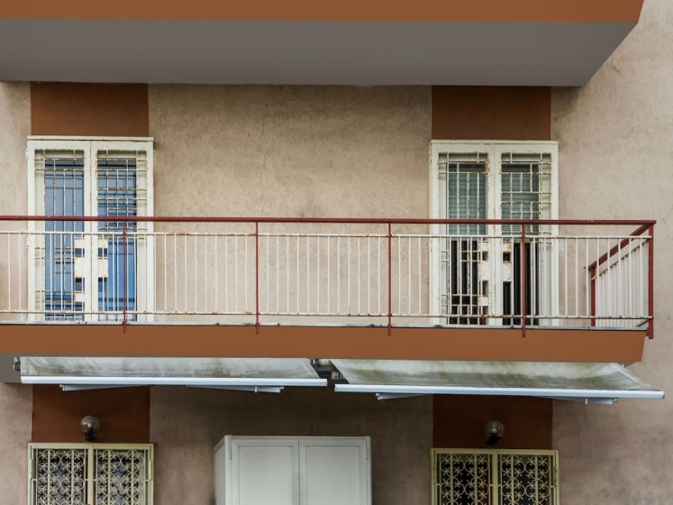 Graceful Apartment in Napoli With Balcony — комфортный отель в Неаполе