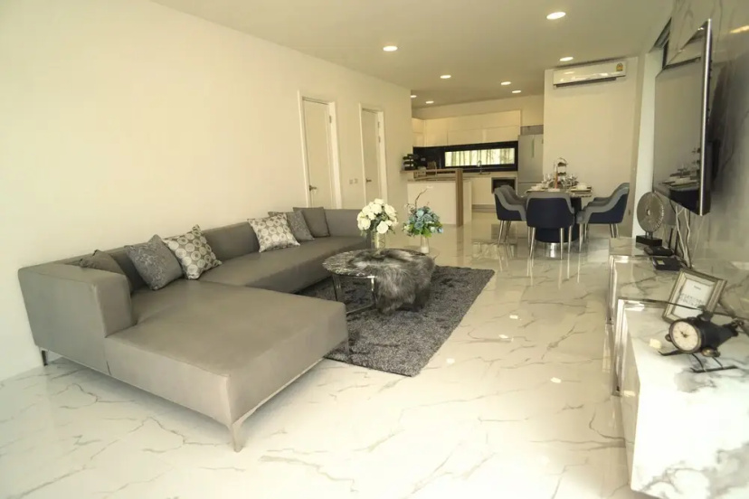 Private Pool Villa in Central Pattaya - Palmc7 — комфортный отель в Паттайе