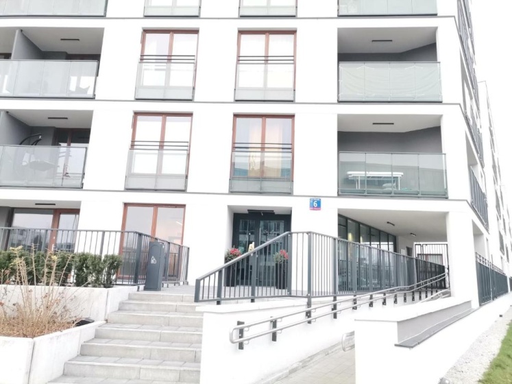 Nowoczesny Apartament z widokiem — отель в Варшаве, Польша