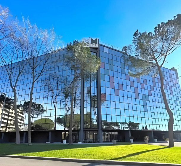 Mercure Roma Cinecitta 4 — отель в Риме, Италия