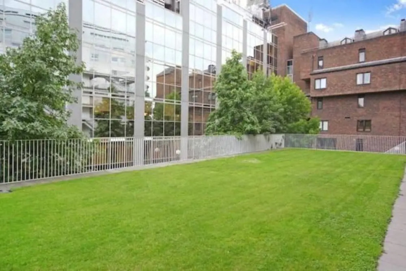 Цены на Riverside Apartment in South Chelsea в Лондоне