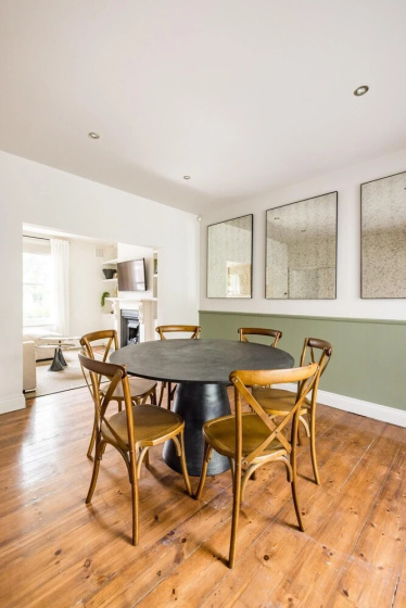 The North Kensington Cottage by House of Kip — отель с удобствами в Лондоне