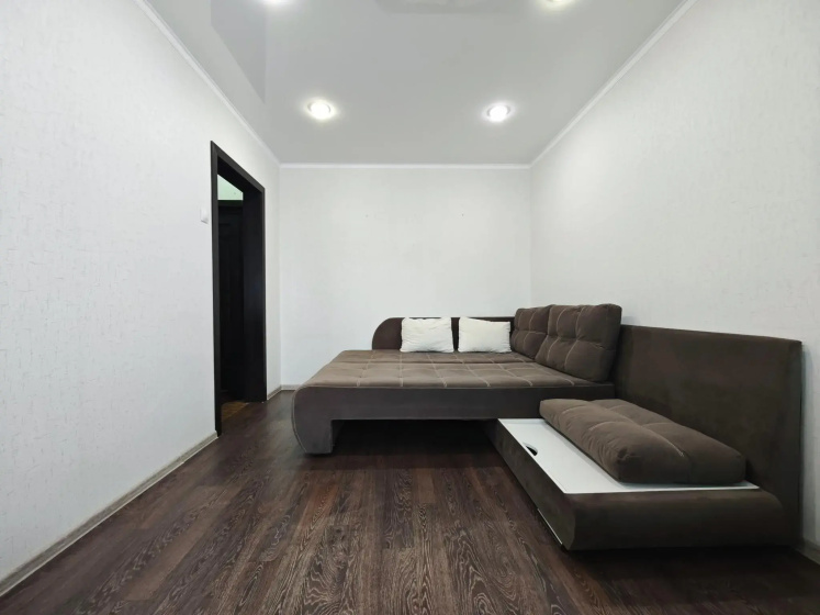 Apartamenty v 9-m mikrorajone 22 A — забронировать отель в Тобольске