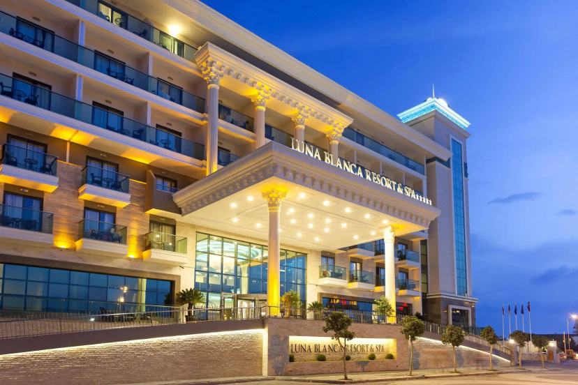 Luna Blanca Resort & Spa - All Inclusive — отель рядом с интересными местами в Манавгат