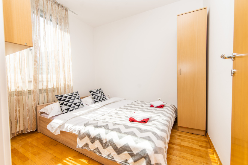 Modern 2bdr Apartment in the Center- Free Parking — отзывы гостей и цены