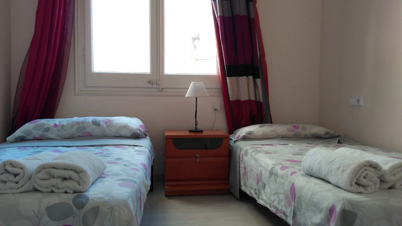 Gaudi Apartments Barcelona 3 — отель в Барселоне, Испания
