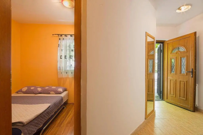 Astor apartments — отель с удобным расположением в Будва