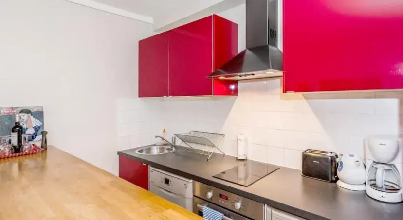 Les Innocents Louvre Marais Apartment — отель в Париже, Франция