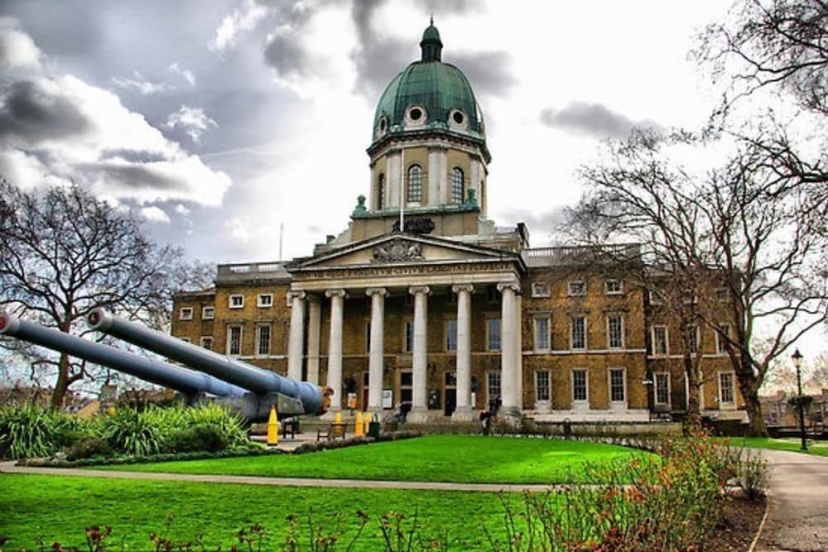 Lovely 2 Bedroom Apartment With Garden, South Bank Westminster — отель с удобствами в Лондоне