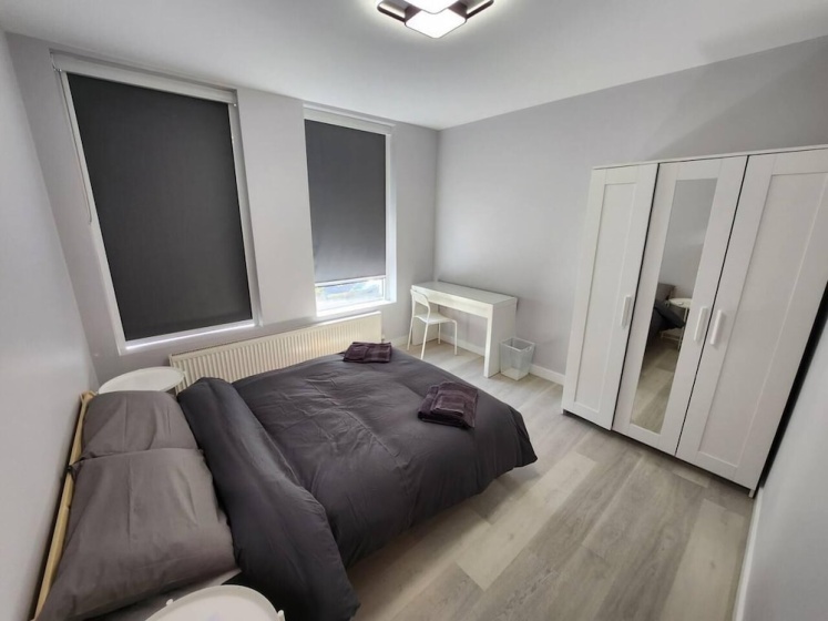 Цены на Beautiful 2-bed Apartment in London - Sleeps 6! в Лондоне