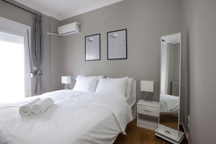 Цены на Nice Cute Apartment  in the Center of Athens в Афины