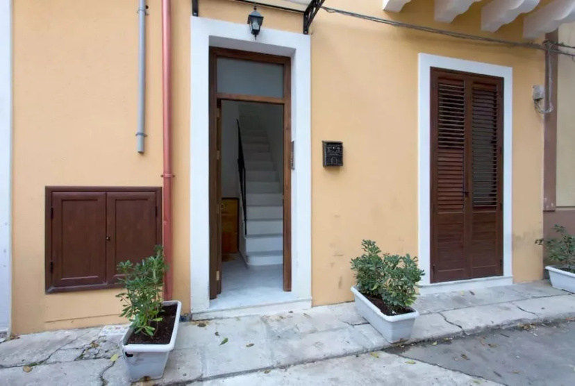 Apartment With one Bedroom in Palermo, With Balcony and Wifi - 10 km F — отель с удобствами в Палермо