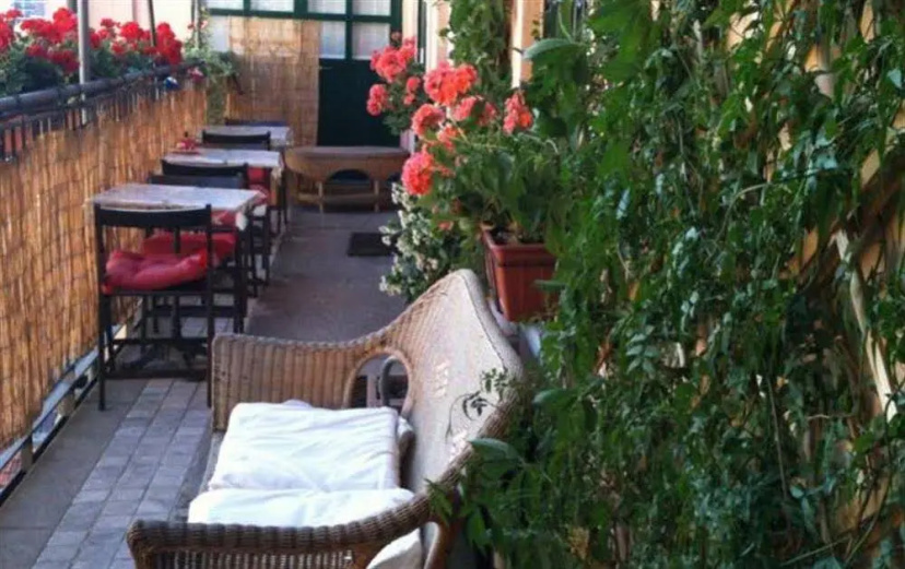 Ripa Del Naviglio B&B — отель с удобным расположением в Милане