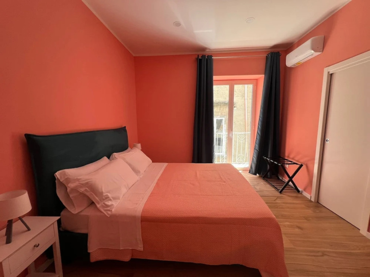 Mastersà Guest House — отель в Неаполе, Италия