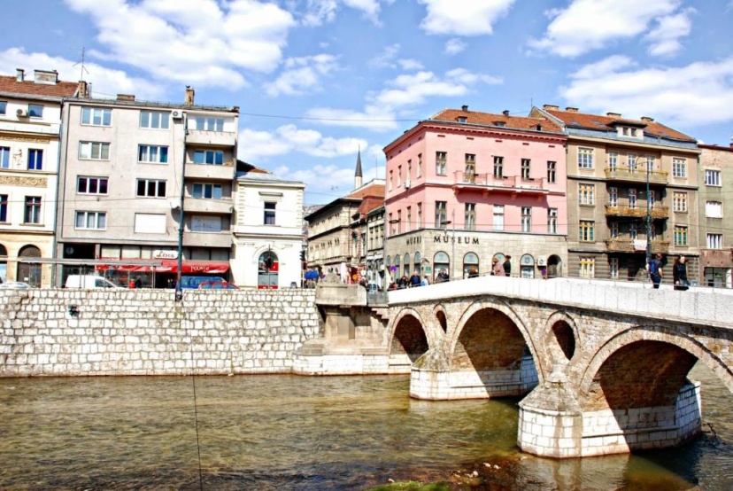 Apartment Latin Bridge — отель с удобствами в Сараево