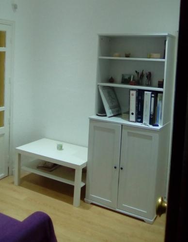 Apartamento En Legazpi De 3 Dormitorios Pequeños — комфортный отель в Мадриде