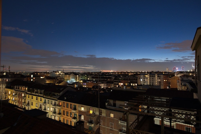 Milan Skyline Apartment, Città Studi, 1 min Metro, Terrace, Wifi, Netflix — забронировать отель в Милане