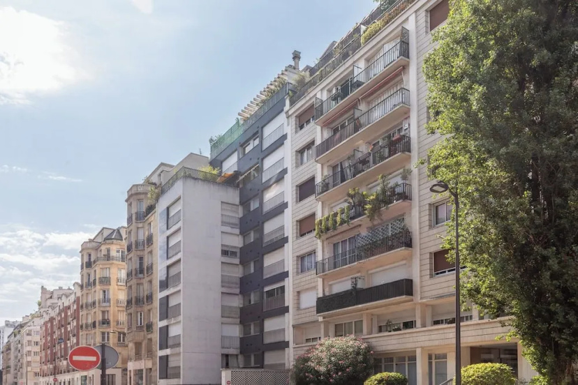 Appartement Fastueux au 16eme — отель с удобствами в Париже