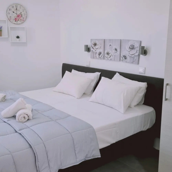 100 AN - Napa Living 20 — отель с удобствами в Айя-Напа