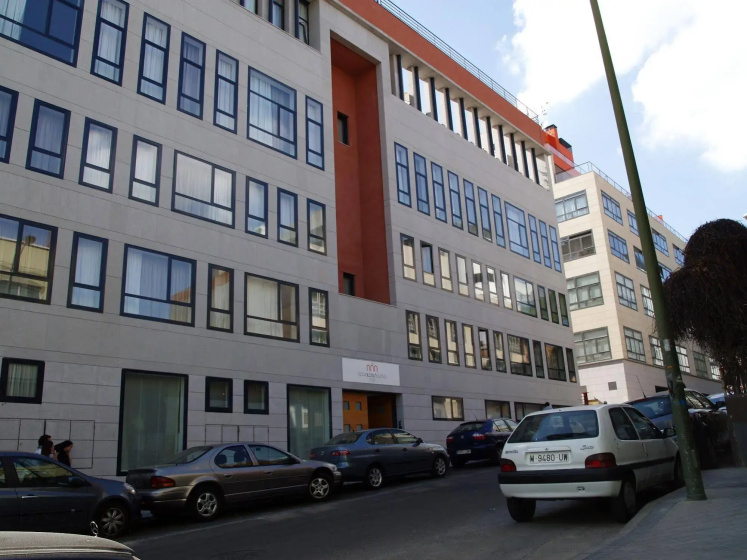 Eco Alcala Suites — отель с удобствами в Мадриде