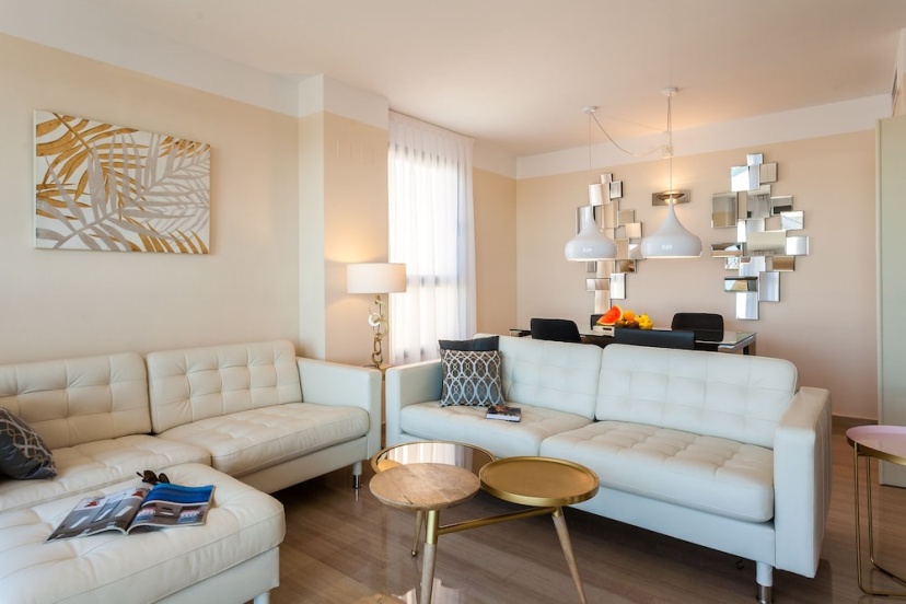 ApartUP Blue Opera View — забронировать отель в Валенсии