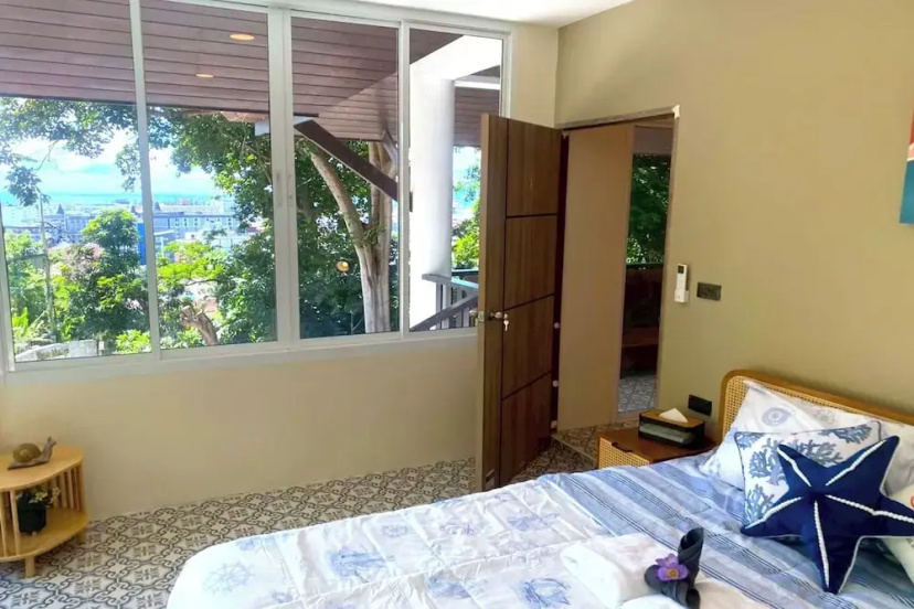 Jaokhun Panorama Villas, Patong — отель с удобствами в Патонг